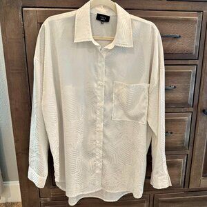 VICI White Satin Jacquard Button Down Blouse Women’s Size M